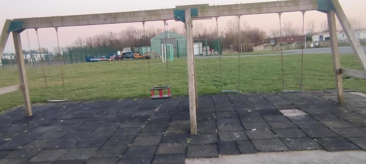 Przytulny Domek Holenderski Z Podgrzewanym Odkrytym Basenem Do Dyspozycji Gosci De Haan Exterior photo